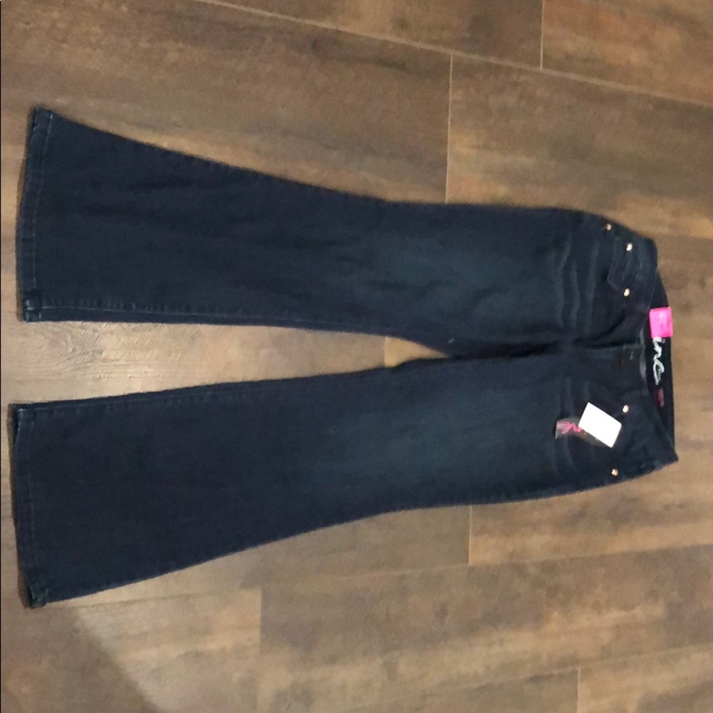 INC Bootleg curvy fit Jeans Size 6 NWT